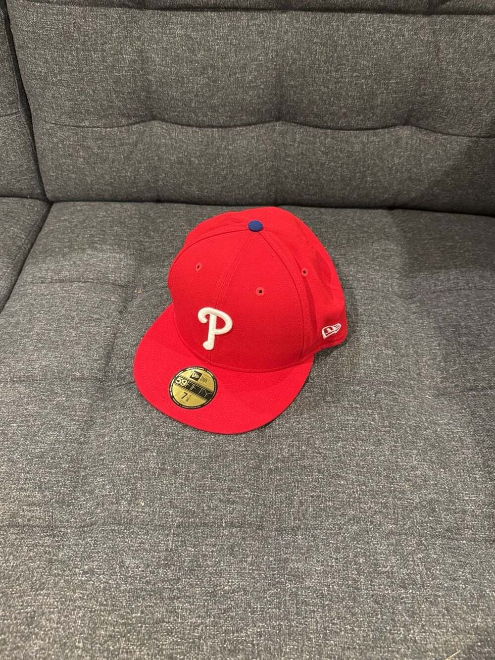 New Era Philadelphia Phillies 59FIFTY Size 7 7/8 Fitted Hat Cap
